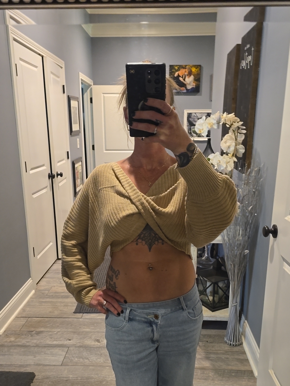 NWT Zaful Cream Off-the-Shoulder Cropped Twist Sweater
